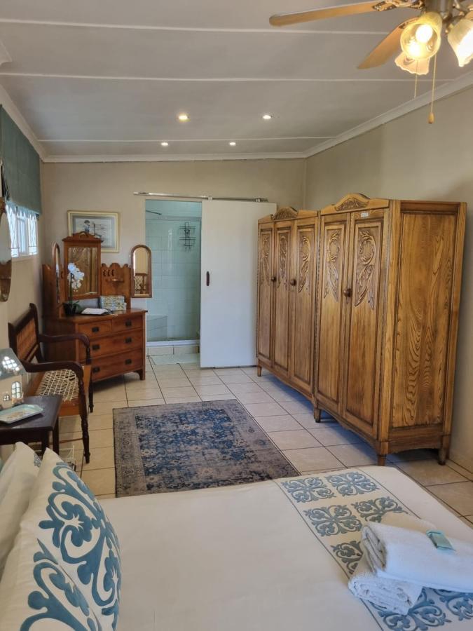 Hotel Eight Palms à Port Edward Extérieur photo