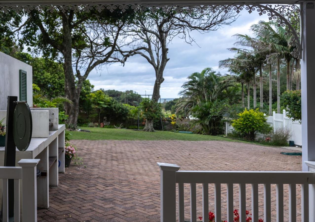 Hotel Eight Palms à Port Edward Extérieur photo